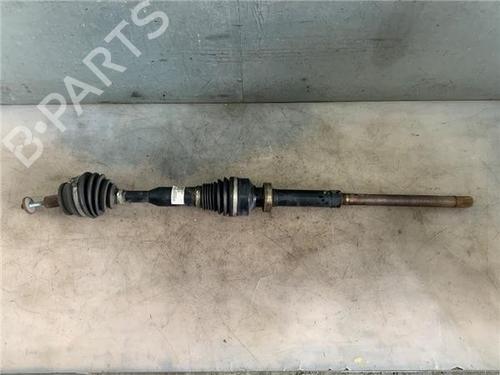 Arbre de transmission avant droit VOLVO XC90 I (275) D5 AWD (185 hp) 31969149