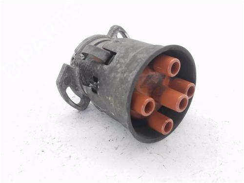 Used Ignition distributor VW POLO III (6N1) 45 1.0 (45 hp) 29808067