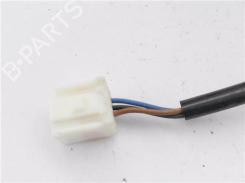 Right mirror MAZDA 323 F VI Hatchback (BJ) 1.4 (BJ3P) | BP29259843C27 