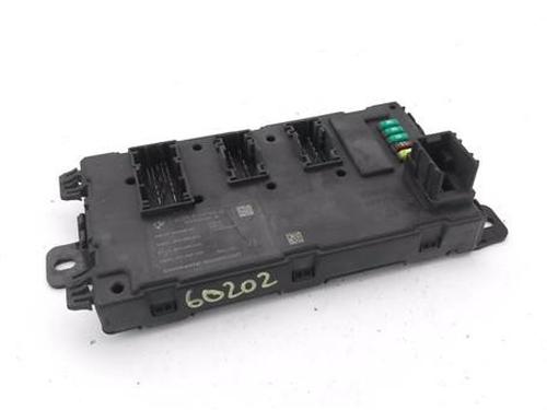 Used Fuse box Fuse box 38177147 38177147