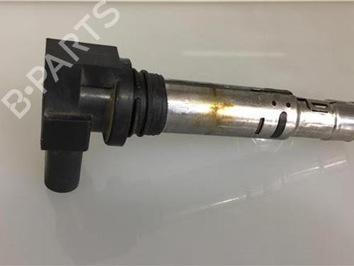 Used Ignition coil SEAT IBIZA III (6L1) 1.4 16V (75 hp) 9635310