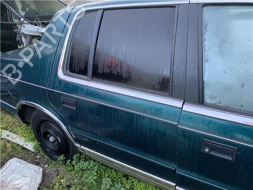 Dør højre bagtil CHRYSLER SARATOGA 3.0 (142 hp) 32418923