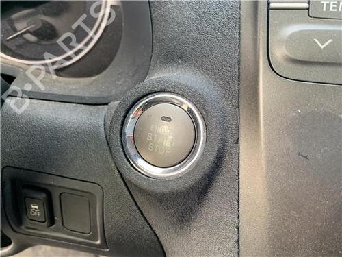 Switch LEXUS IS II (_E2_) 220d (ALE20) | BP32417246I30