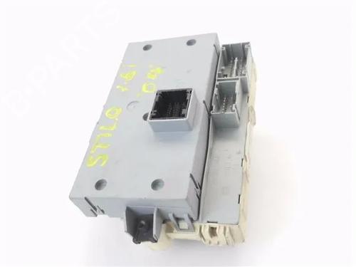 Fuse box FIAT STILO (192_)  | BP9804492E1 