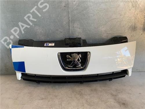 Used Grille PEUGEOT EXPERT Van (VF3A_, VF3U_, VF3X_) 2.0 HDi 120 (120 hp) 29135100