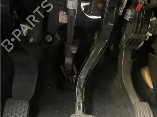 Used Break pedal OPEL MOKKA / MOKKA X (J13) 1.7 CDTI (_76) (131 hp) 32417491
