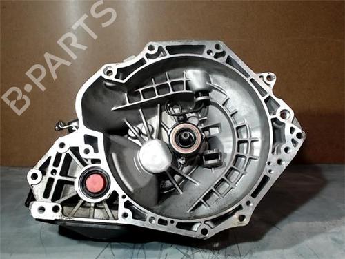 Used Gearbox OPEL CORSA C (X01) [2000-2009]  15712683