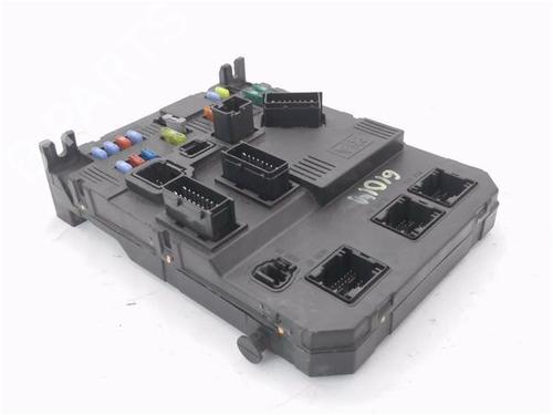 Used Fuse box Fuse box CITROËN XSARA PICASSO (N68) 2.0 HDi (90 hp) 33220501 33220501
