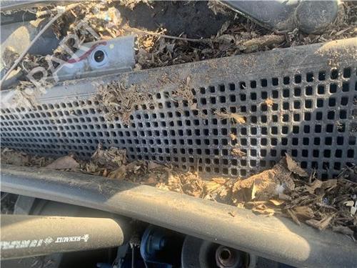 Used Front wiper motor DACIA SANDERO II 1.0 SCe 75 (B8JC, B8JD, B8NC) (73 hp) 29251172