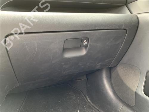 Used Glove box Glove box HONDA CIVIC VII Hatchback (EU, EP, EV) 1.6 i (EP2, EU8, EU6) (110 hp) 26953642 26953642