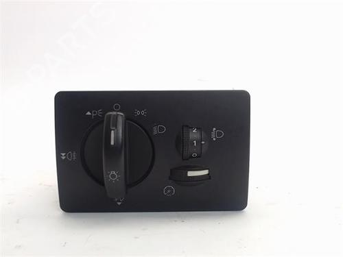 Spak kontakt FORD FOCUS II (DA_, HCP, DP) [2004-2013]  13055969