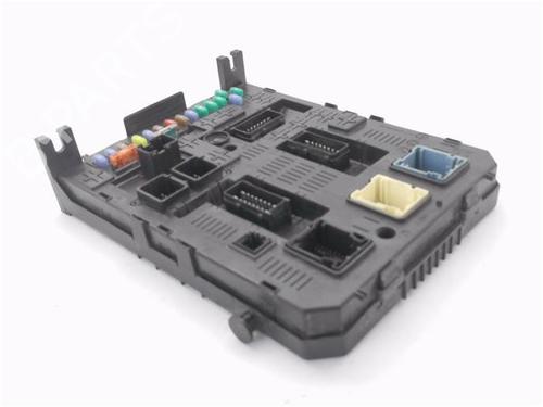 Used Fuse box PEUGEOT PARTNER MPV (5_, G_) [1996-2026]  32419444