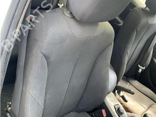 Used Right front seat BMW 1 (F20) 116 d (116 hp) 29134890