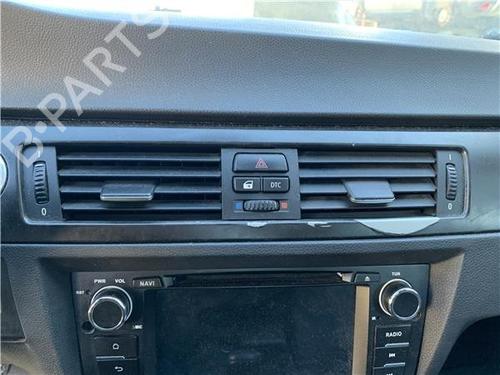 Air vent BMW 3 (E90) 330 d | BP32418753I21
