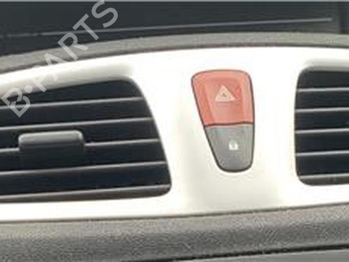 Used Air vent RENAULT GRAND SCÉNIC III (JZ0/1_) 1.5 dCi (JZ0B, JZ07) (106 hp) 29134733