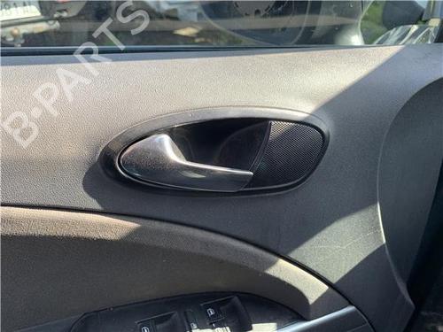 Front left interior door handle SEAT LEON (1P1) 1.9 TDI | BP32417906I13 