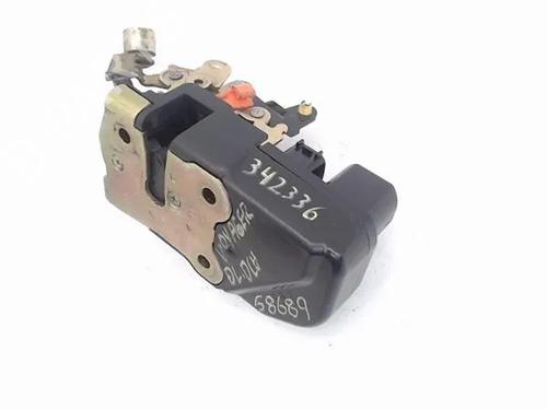 Front right lock CHRYSLER VOYAGER IV (RG, RS)  | BP15712700C97 