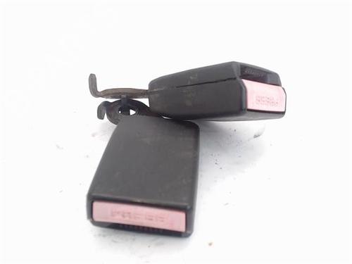 Used Seat buckle PEUGEOT 307 Break (3E) 2.0 (136 hp) 16935097