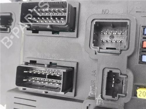 Fuse box PEUGEOT 206 CC (2D) | BP33220881E1 - Image 10