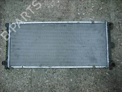 Used Water radiator SEAT TOLEDO I (1L2) 2.0 i (115 hp) 12597832