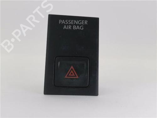 Advarselskontakt Advarselskontakt VW GOLF VII (5G1, BQ1, BE1, BE2) 1.6 TDI (115 hp) 34449049 34449049