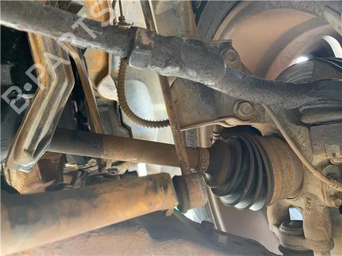 Used Right front driveshaft Right front driveshaft KIA SPORTAGE II (JE_, KM_) 2.0 CRDi 4WD (140 hp) 33729539 33729539