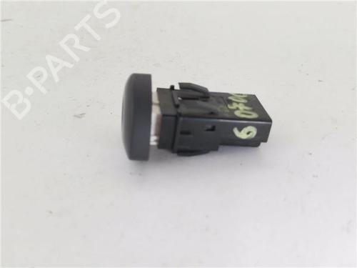 Warning switch RENAULT CLIO II (BB_, CB_) | BP30182955I22