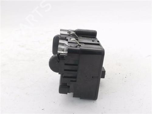 Headlight switch VOLVO XC90 I (275) D5 AWD | BP33731390I24 - Image 3