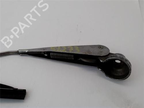 Used Front windshield wiper arm SEAT 600 (110B) 0.8 (23 hp) 14346240