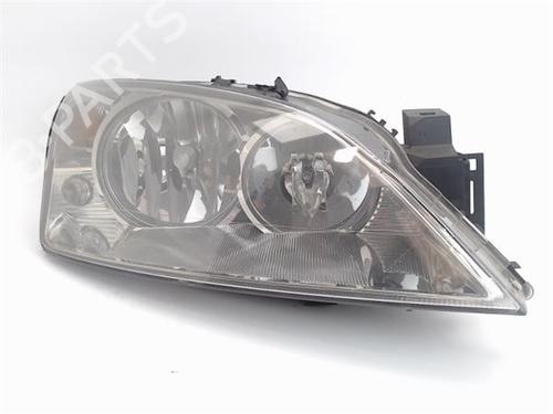 Used Right headlight FORD MONDEO III (B5Y) 2.0 16V TDDi / TDCi (115 hp) 13692032