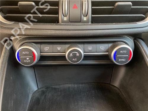 Used Climate control ALFA ROMEO GIULIA (952_) 2.0 (952ABA25B) (200 hp) 19126217