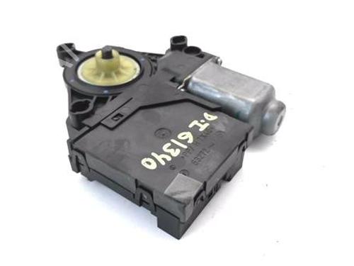 Left front window motor VW GOLF V (1K1) 1.9 TDI | BP37261155E21 - Image 8
