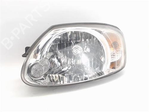 Used Right headlight HYUNDAI ACCENT III (MC) [2005-2010]  13533440