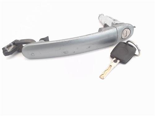 Venstre foran utvendig håndtak SKODA OCTAVIA I (1U2) 1.9 TDI | BP16123217C128 