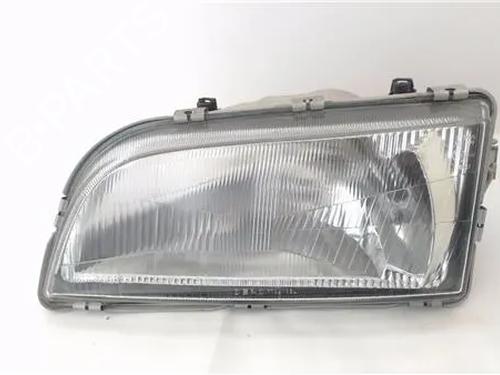 Used Left headlight VOLVO V40 Estate (645) [1995-2004]  26446174