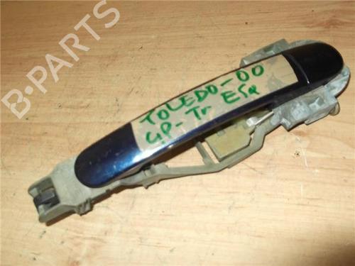 Venstre bagtil udvendigt håndtag SEAT TOLEDO II (1M2) 1.8 20V 5P0839885A