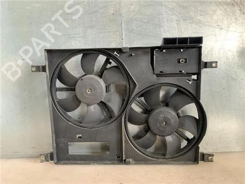Used Radiator fan LAND ROVER FREELANDER I (L314) [1998-2006]  25718640