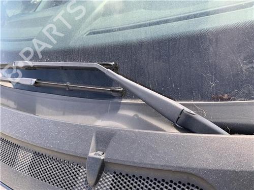 front-windshield-wiper-arm-mercedes-benz-a-class-w169-2004-2005-2006-2007-2008-2009-2010-2011-2012-24433295 main image