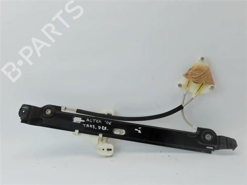 Used Rear right window mechanism SEAT ALTEA (5P1) [2004-2015]  17969406