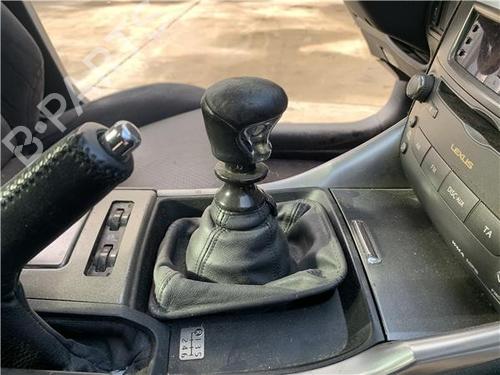 Gear lever LEXUS IS II (_E2_) 220d (ALE20) | BP32417271M90 