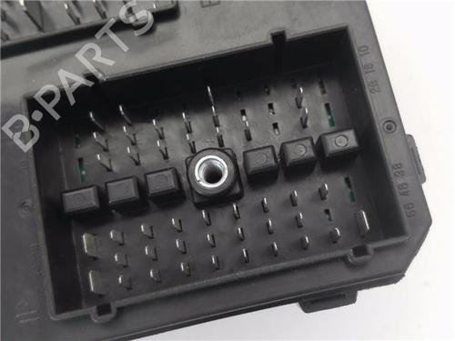 Fuse box OPEL ANTARA A (L07) 2.2 CDTi | BP39093883E1 - Image 10