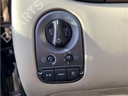 BP32418983I30 main image