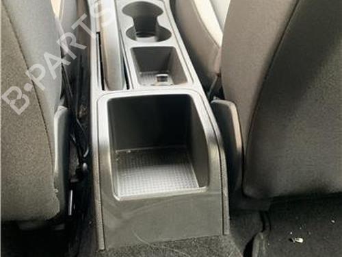 Middle console SEAT IBIZA V (KJ1, KJG) 1.0 TSI | BP32418481I22 - Image 4