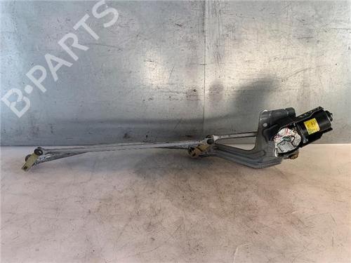 Used Front wiper motor RENAULT MEGANE I (BA0/1_) 1.6 e (BA0F, BA0S) (90 hp) 30135437