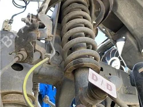 Used Right front shock absorber Right front shock absorber TOYOTA LAND CRUISER PRADO (_J12_) 3.0 D-4D (KDJ120, KDJ125) (166 hp) 26953830 26953830