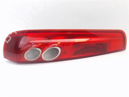 Used Left taillight FORD FIESTA V (JH_, JD_) 1.4 TDCi (68 hp) 24035554