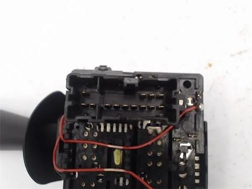 Switch DACIA SANDERO II  | BP13051110I30 