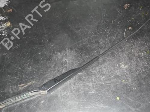 Used Front windshield wiper arm NISSAN PRIMASTAR Van (X83) 1.9 dCi 100 (100 hp) 14336059