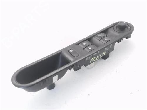 Used Left front window switch Left front window switch RENAULT ESPACE IV (JK0/1_) 2.0 dCi (JK02, JK03) (131 hp) 34445875 34445875