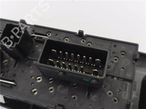 Left front window switch PEUGEOT 406 (8B)  | BP28098059I27 